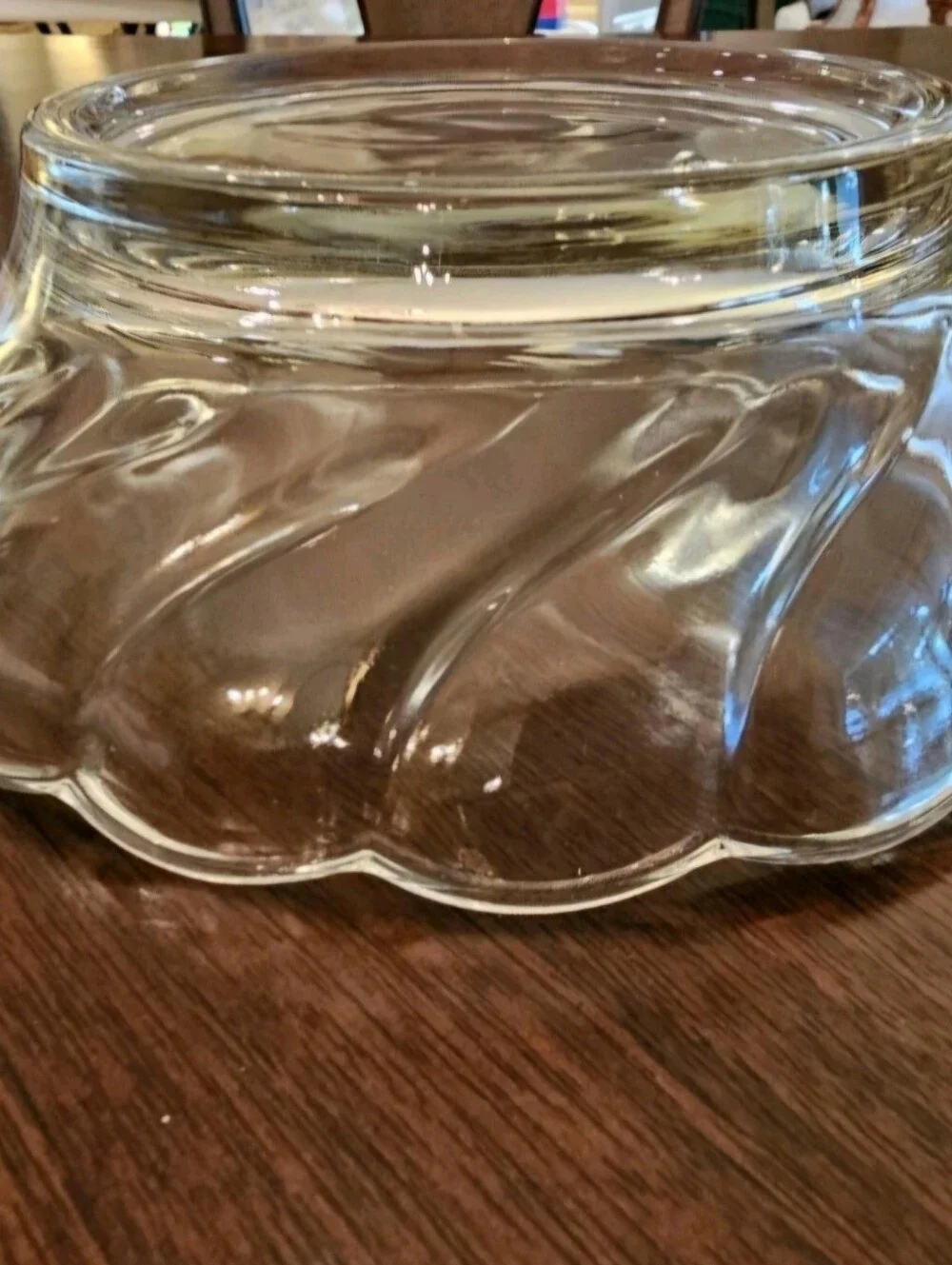 Vintage 60s Clear Pressed Glass Serving Dish Bowl w/Scallop Swirl 7